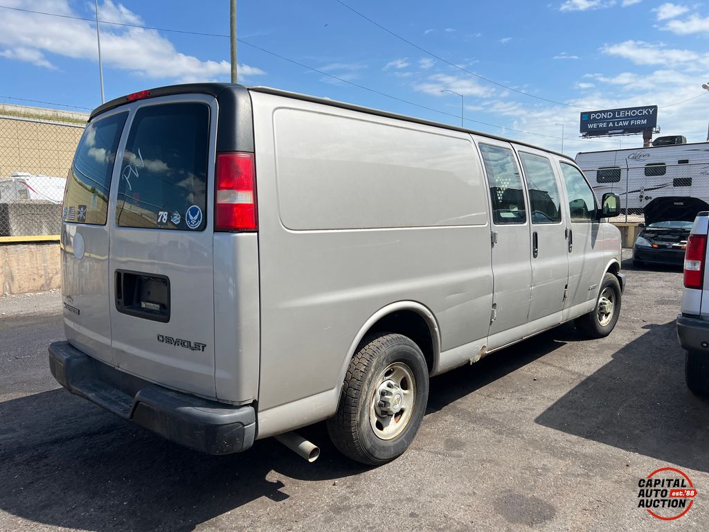 2006 CHEVROLET EXPRESS 2500 3