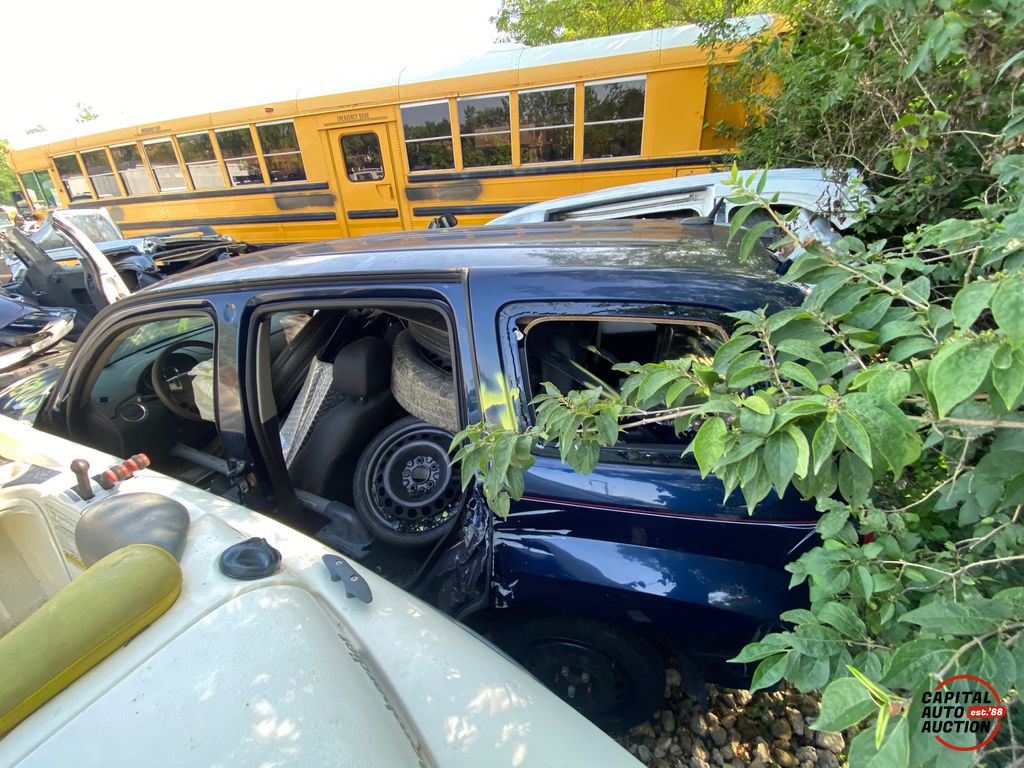 2010 CHEVROLET HHR 13