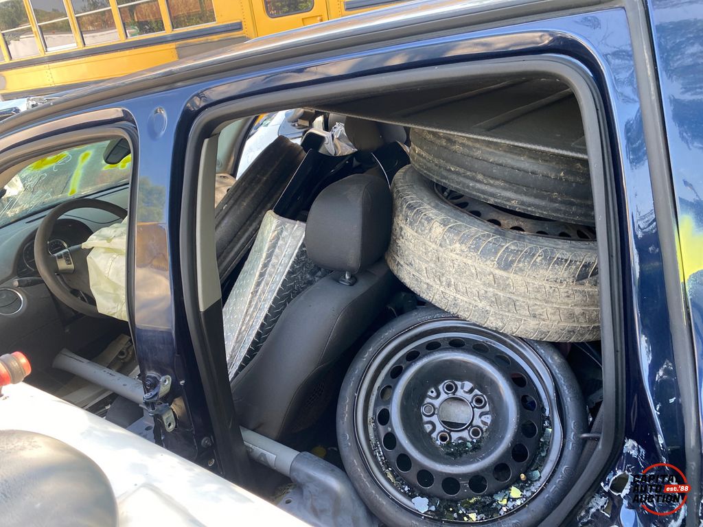 2010 CHEVROLET HHR 7