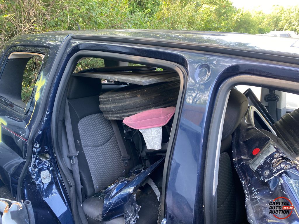 2010 CHEVROLET HHR 4