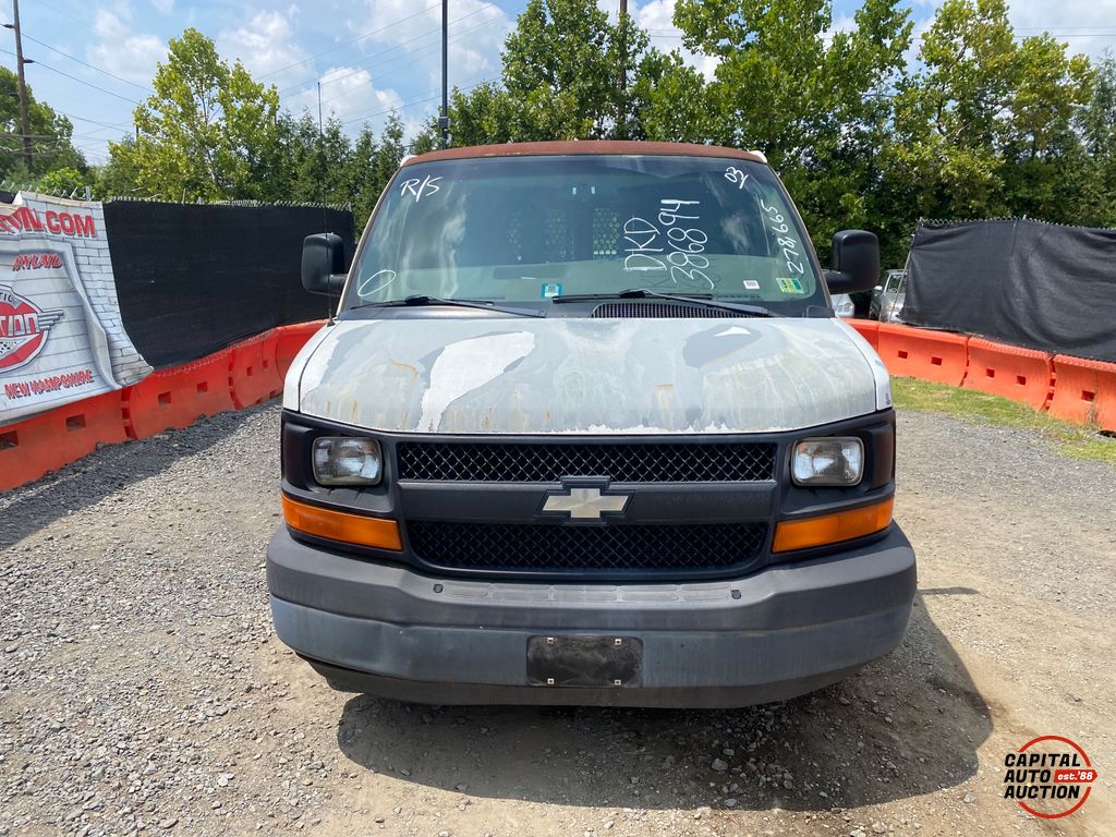 2003 CHEVROLET EXPRESS 5