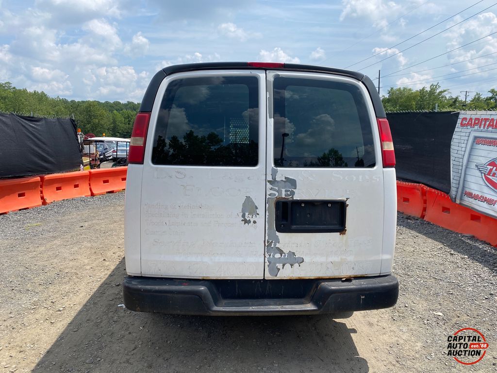 2003 CHEVROLET EXPRESS 6