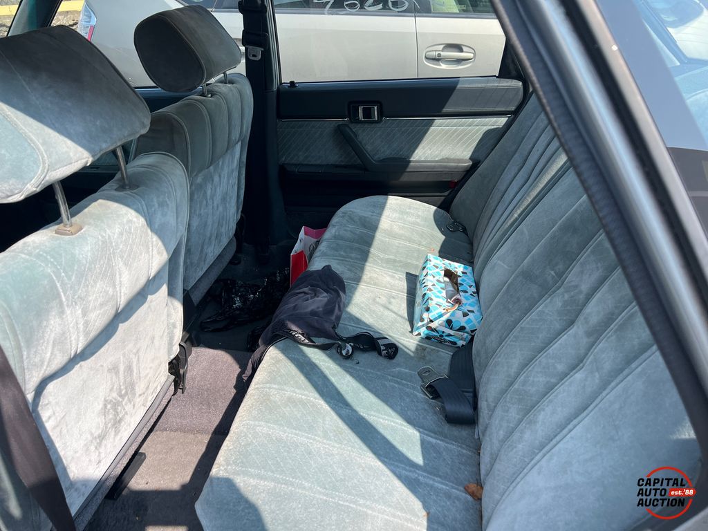 1985 Toyota Camry 8