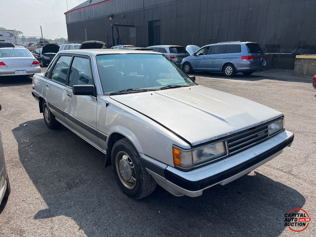 1985 Toyota Camry 1