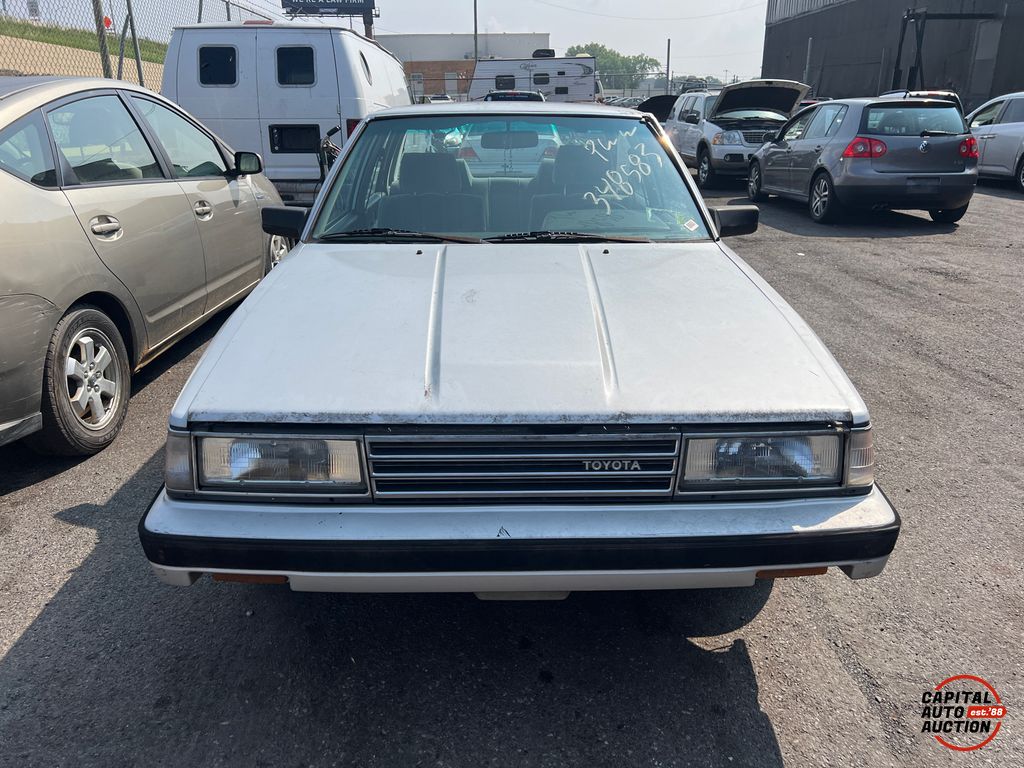 1985 Toyota Camry 5