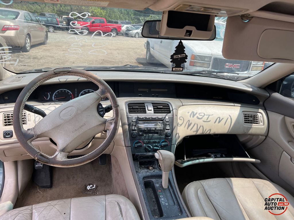 2000 TOYOTA AVALON 10