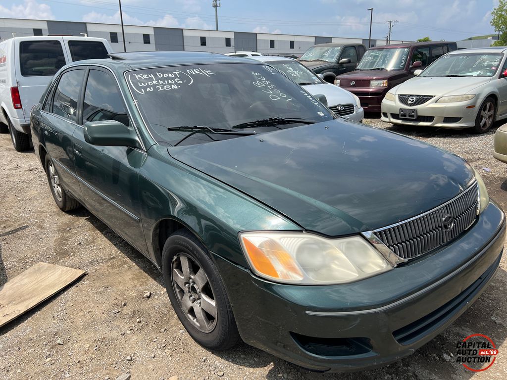 2000 TOYOTA AVALON 0