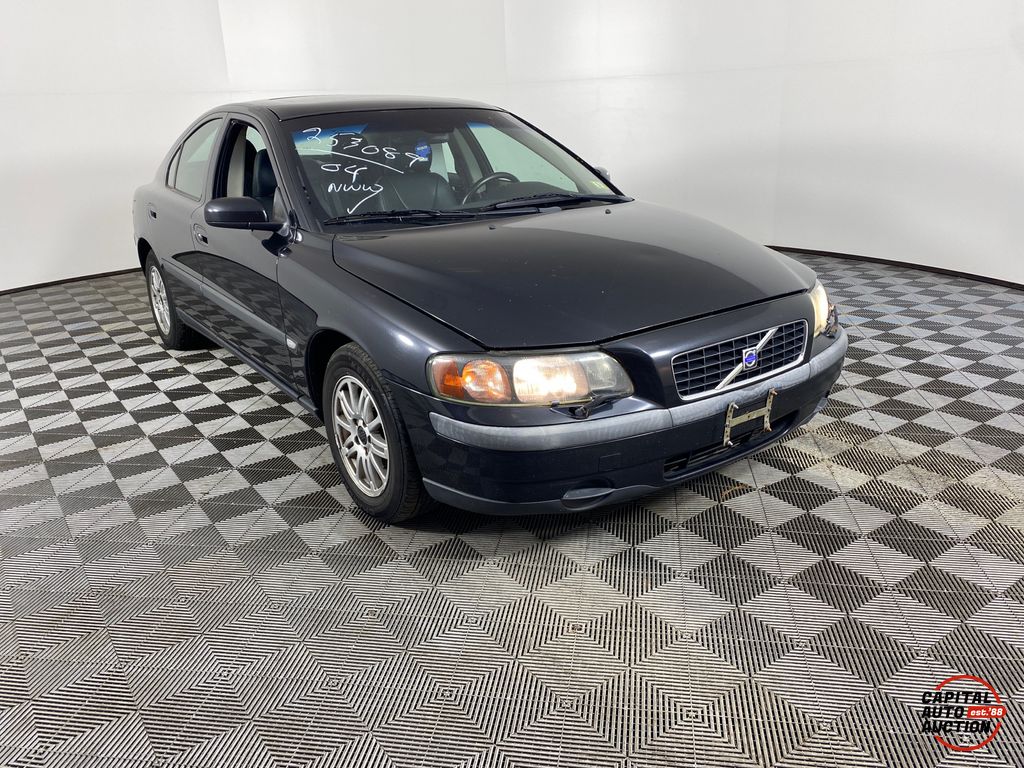 2004 VOLVO S60 0
