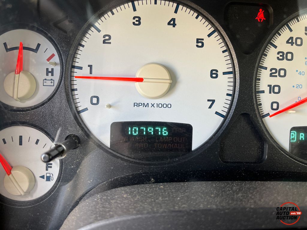 2005 DODGE RAM 1500 4