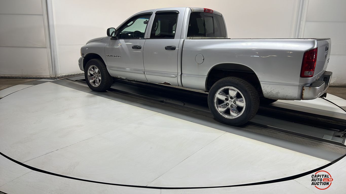 2005 DODGE RAM 1500 2