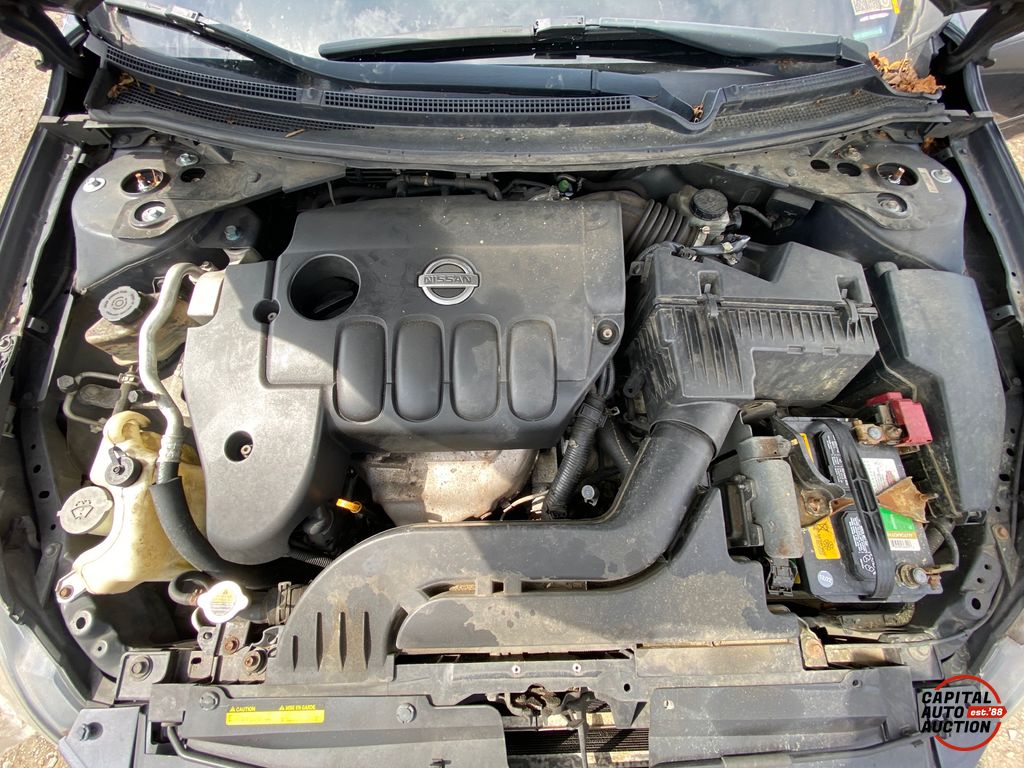 2009 NISSAN ALTIMA 9
