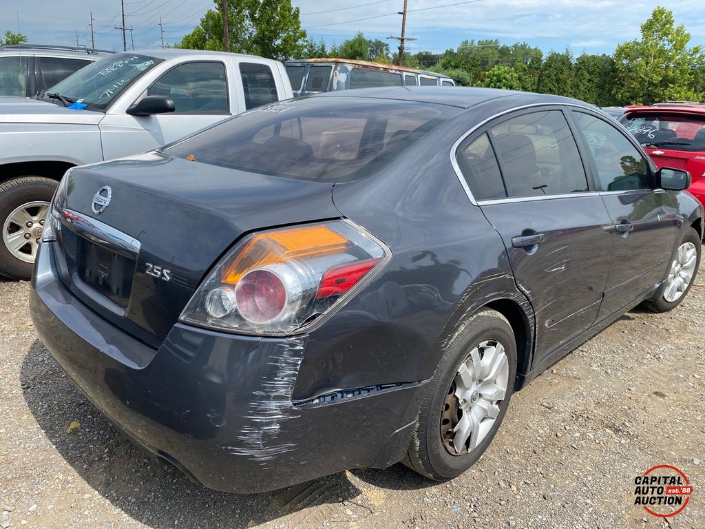 2009 NISSAN ALTIMA 3