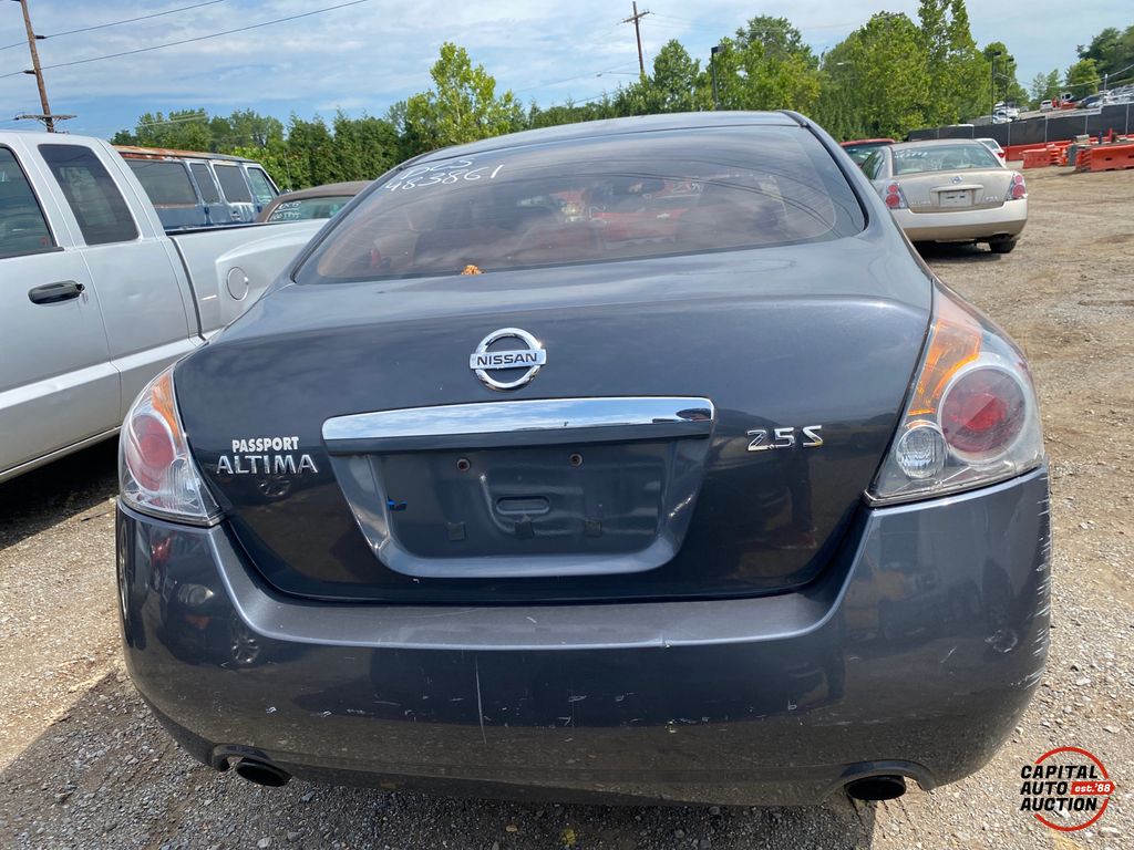 2009 NISSAN ALTIMA 6