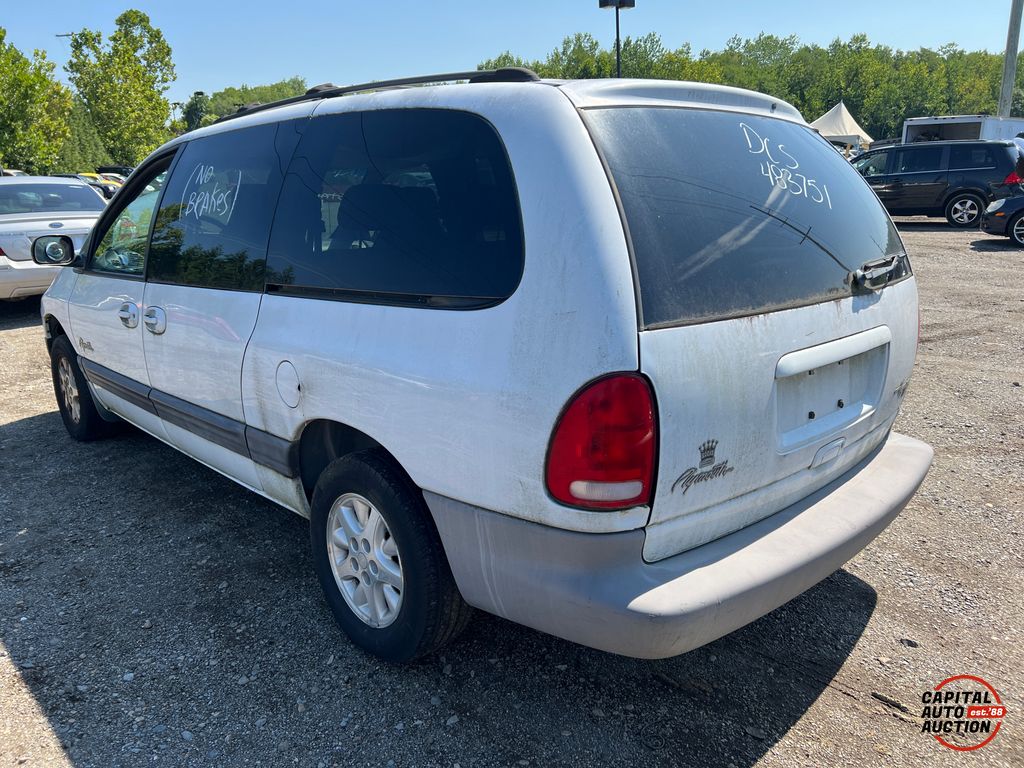 1999 PLYMOUTH GRAND VOYAGER 2