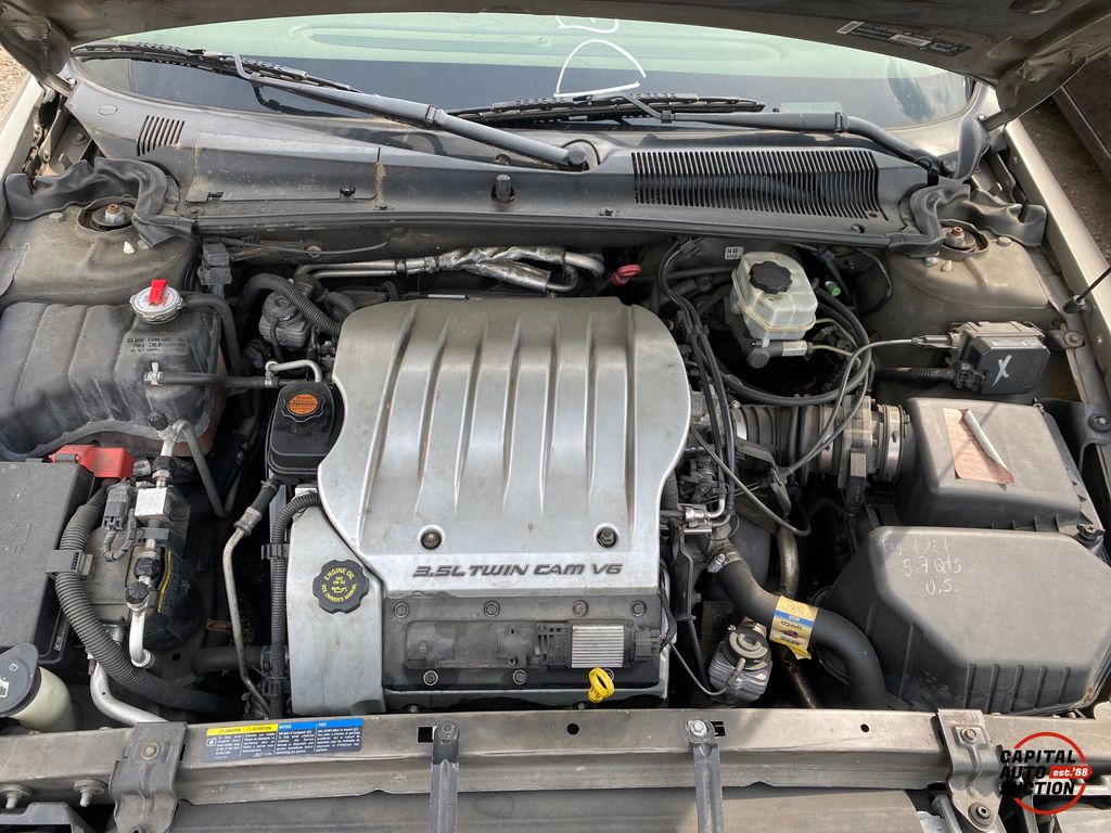 2002 Oldsmobile Aurora 9