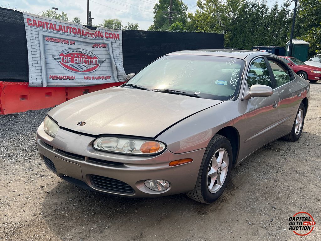 2002 Oldsmobile Aurora 1