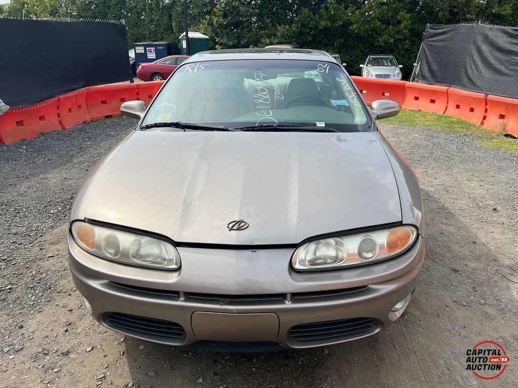 2002 Oldsmobile Aurora 5