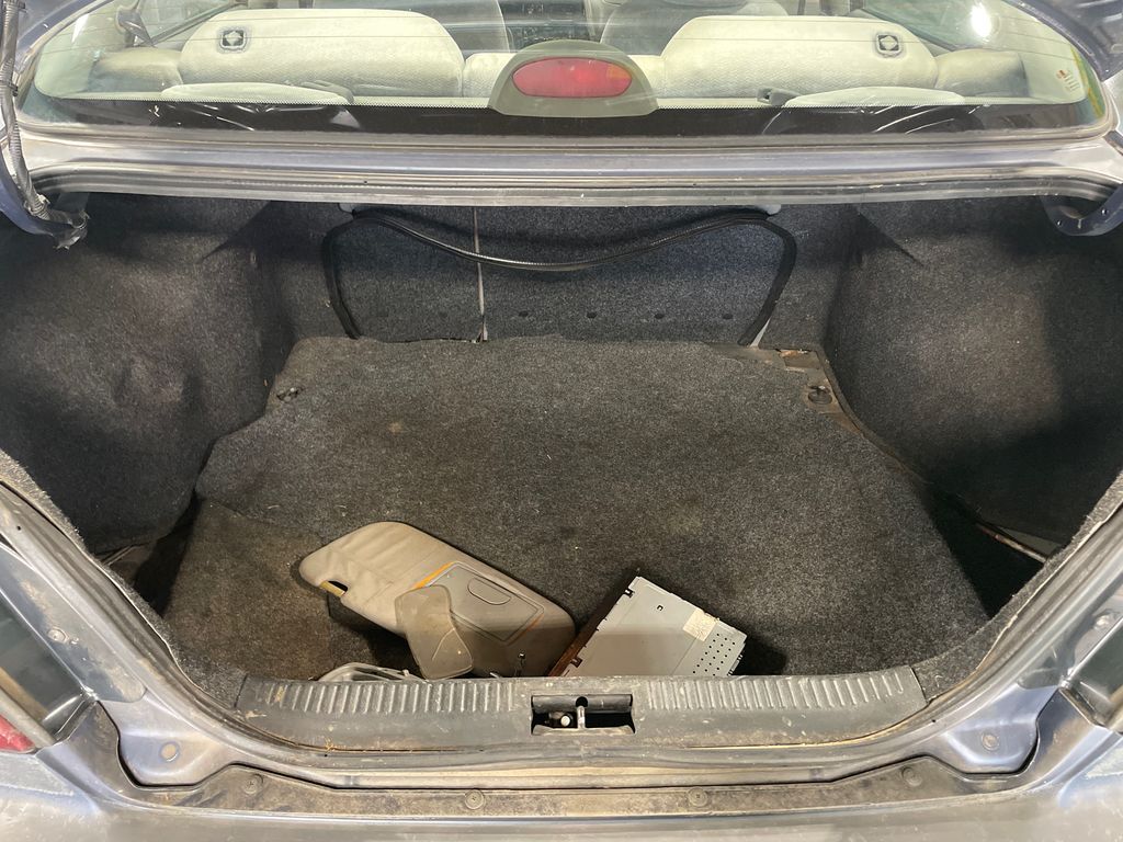 2001 Kia Sephia 12