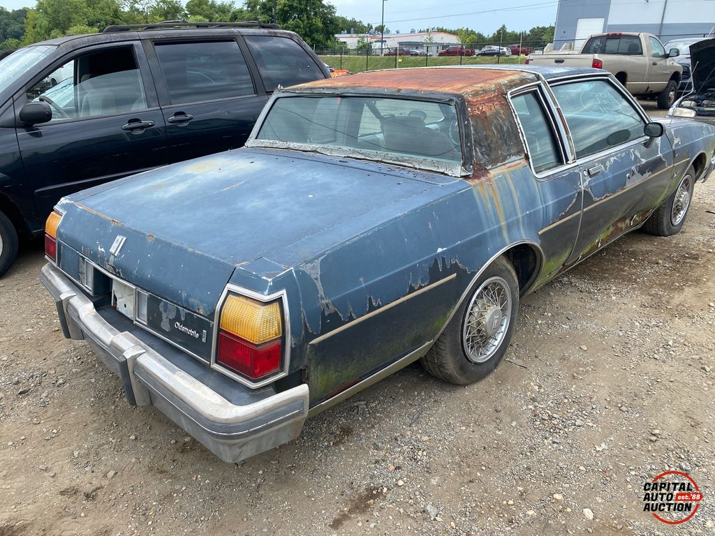 1984 OLDSMOBILE Delta Eighty-Eight Royale 3