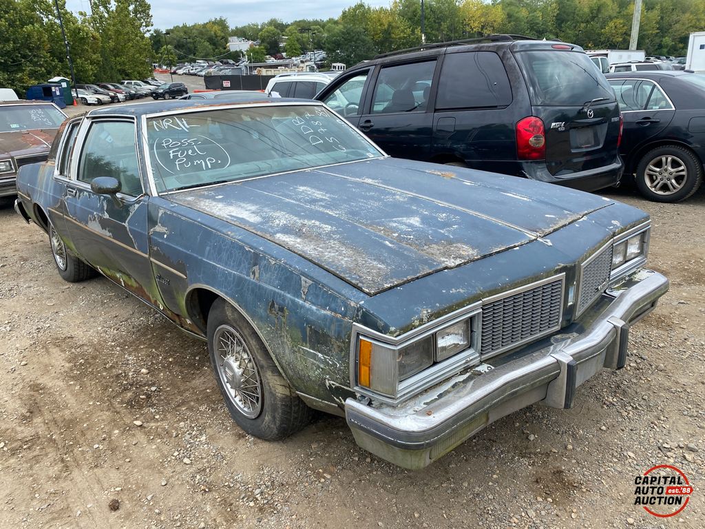 1984 OLDSMOBILE Delta Eighty-Eight Royale 0