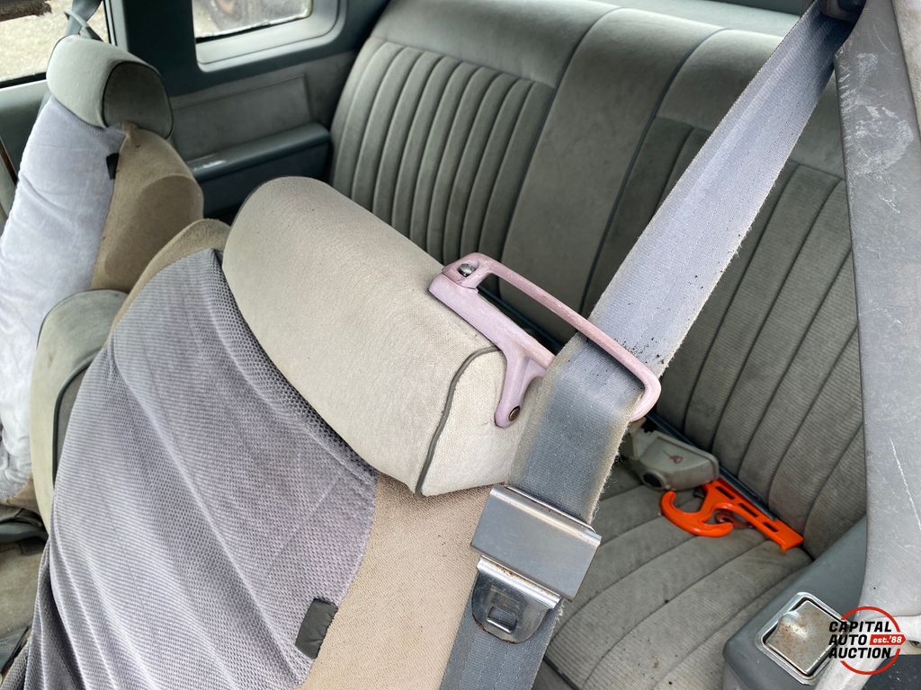 1984 OLDSMOBILE Delta Eighty-Eight Royale 8