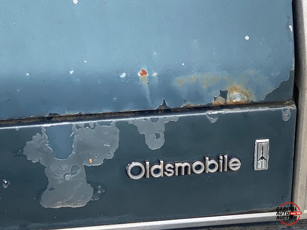 1984 OLDSMOBILE Delta Eighty-Eight Royale 11