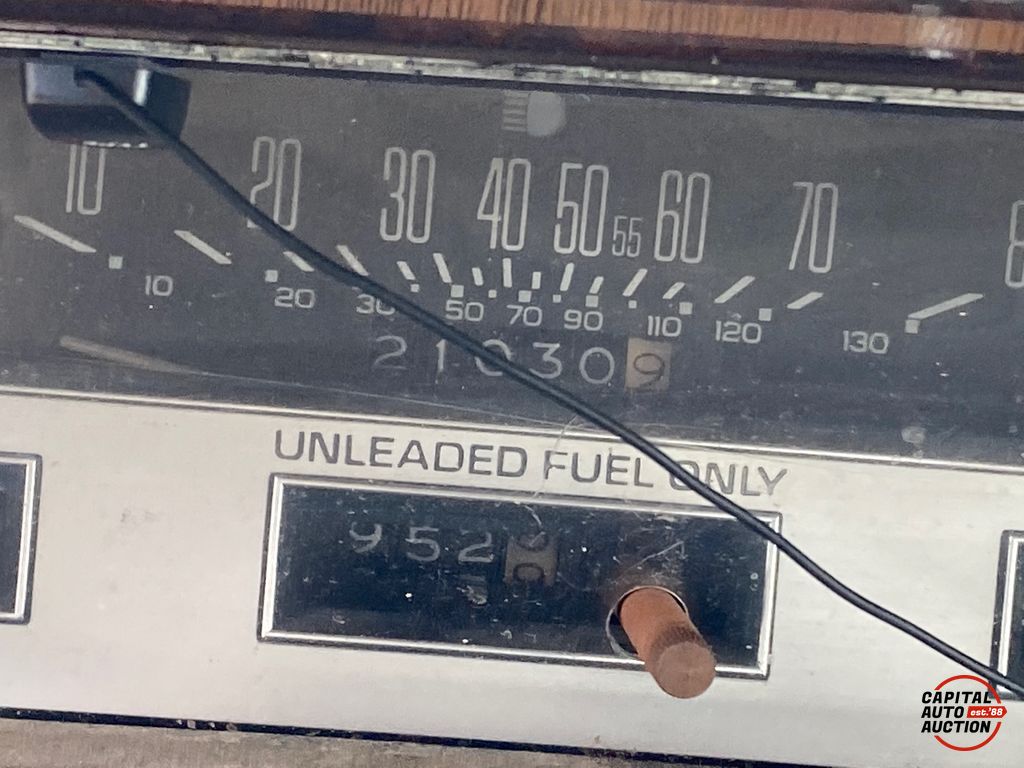 1984 OLDSMOBILE Delta Eighty-Eight Royale 4