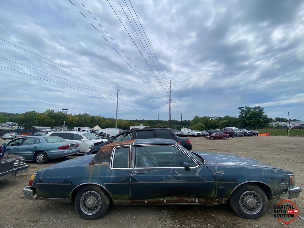 1984 OLDSMOBILE Delta Eighty-Eight Royale 17