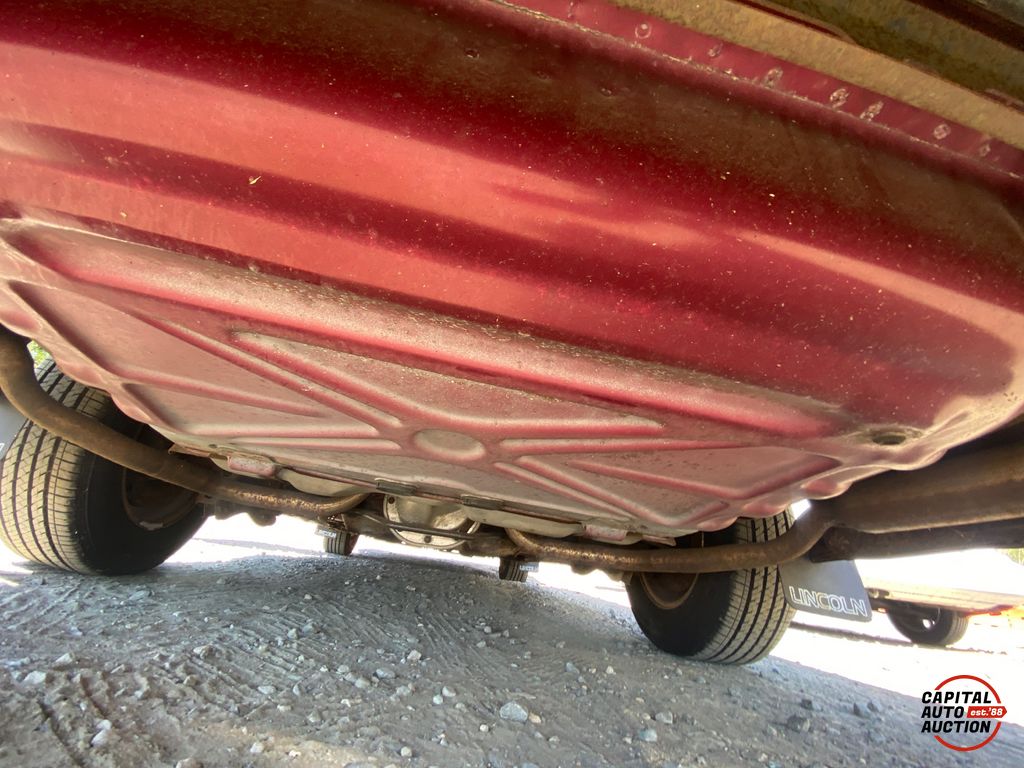 1993 LINCOLN TOWN CAR 12