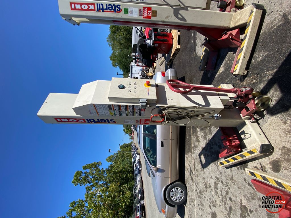 STERTIL KONI COLUMN LIFT 2