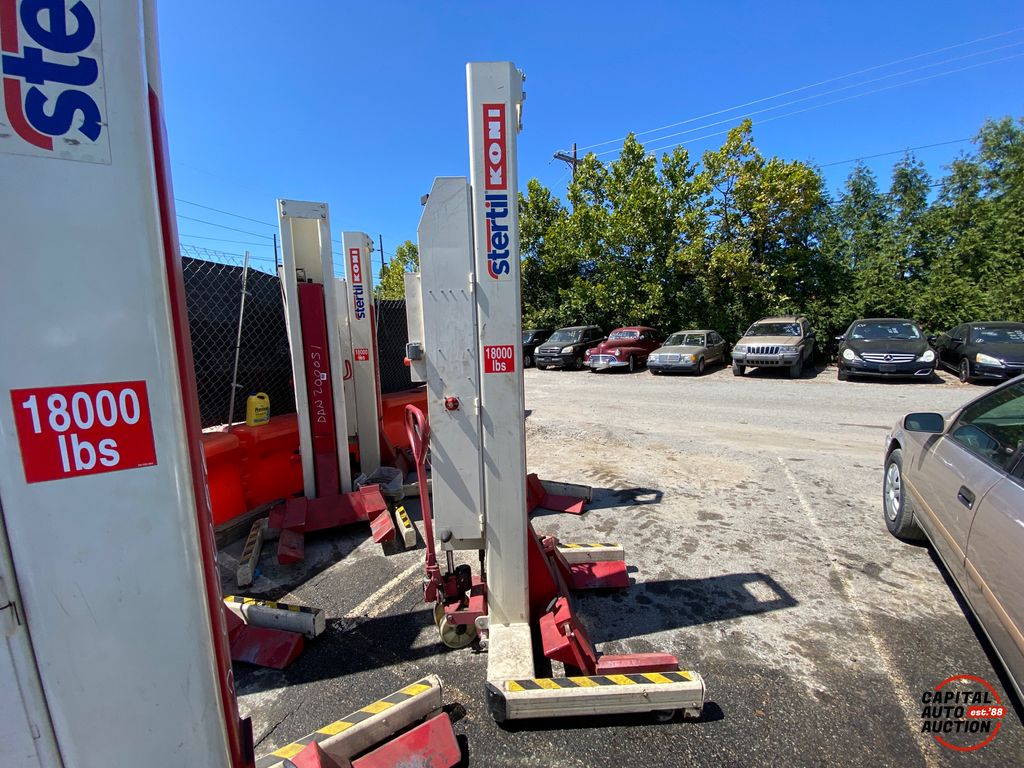 STERTIL KONI COLUMN LIFT 17