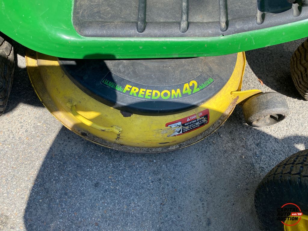 John Deere Riding Mower 11