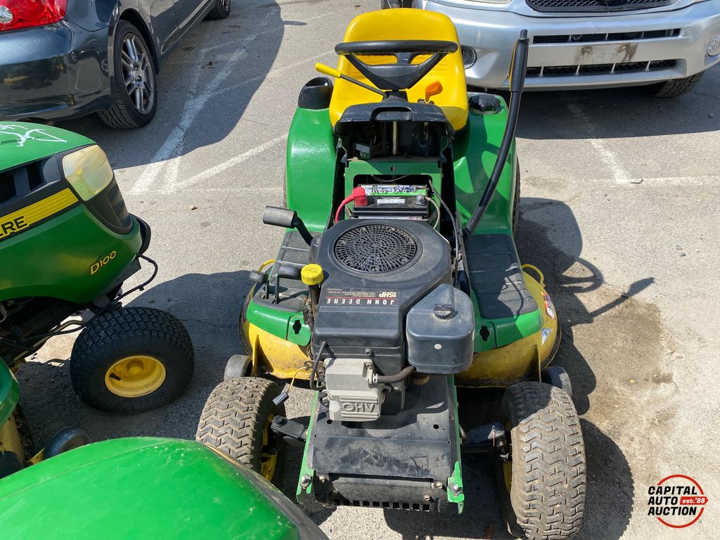 John Deere Riding Mower 4