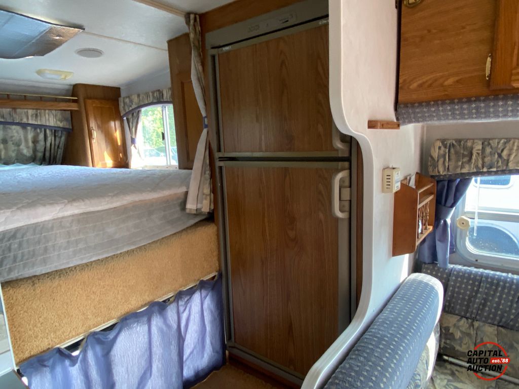 2002 fleetwood rv Elkhorn 17
