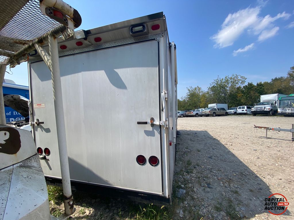 2001 Mighty Mover Trailers 6