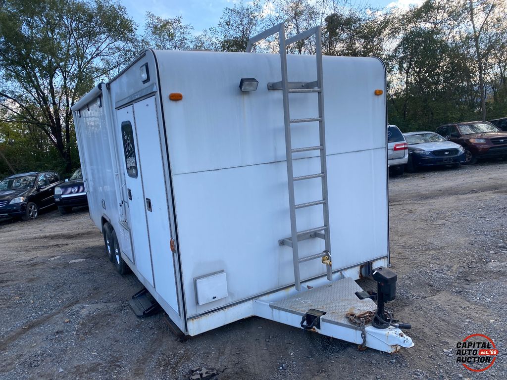 2001 Mighty Mover Trailers 0