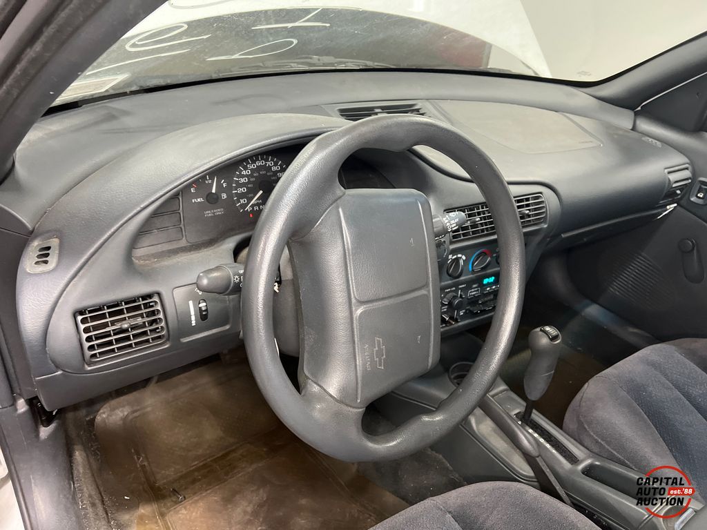 1995 CHEVROLET CAVALIER 10