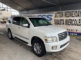2004 Infiniti QX56