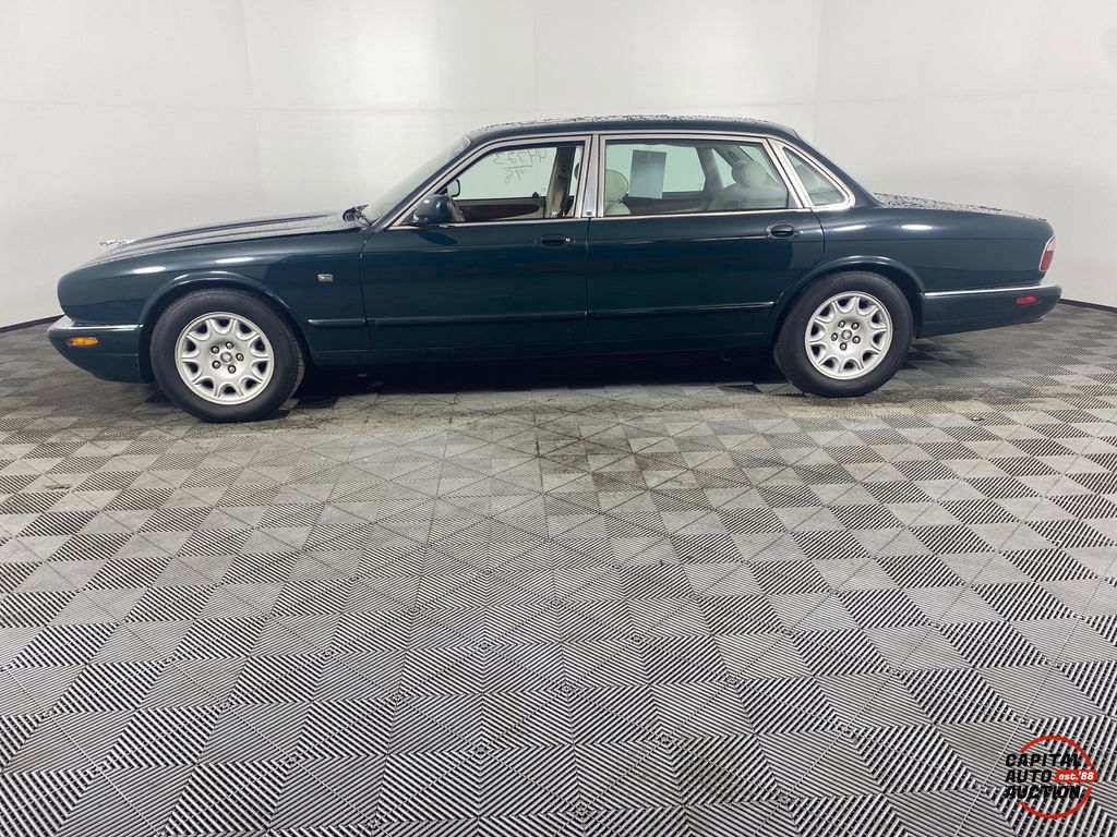 1998 JAGUAR XJ-Series 13