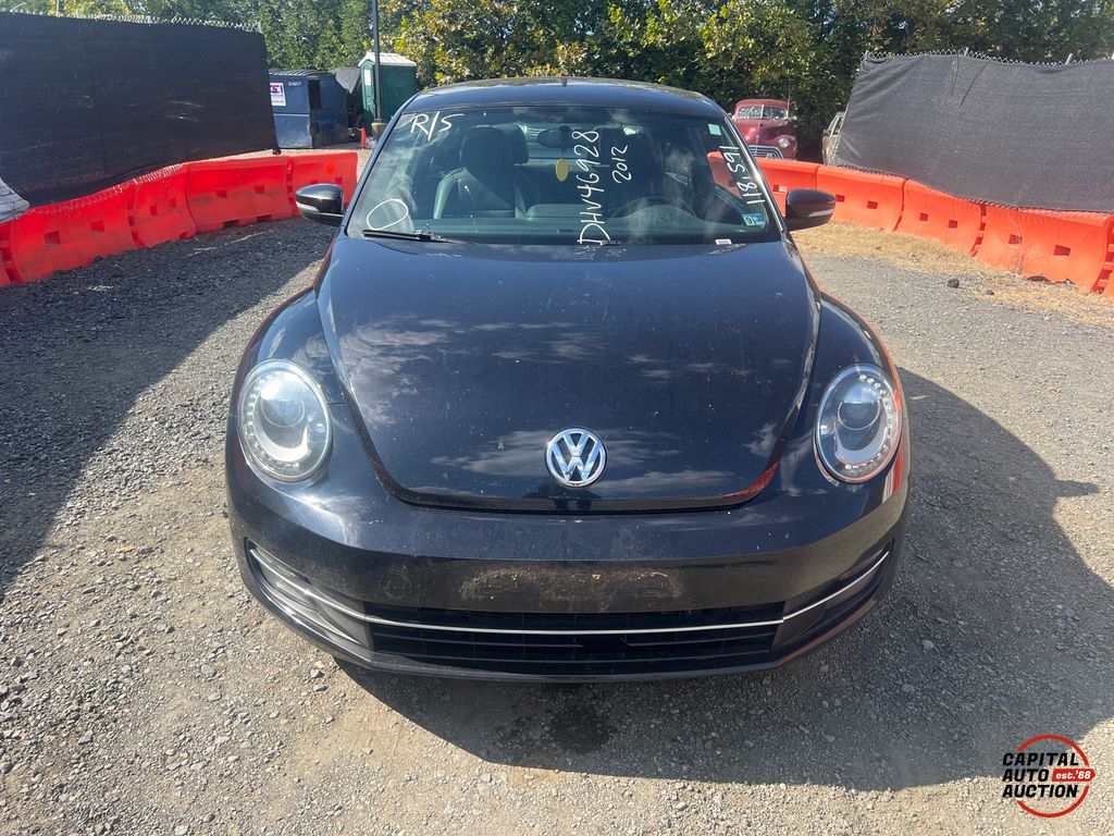 2012 VOLKSWAGEN BEETLE 5
