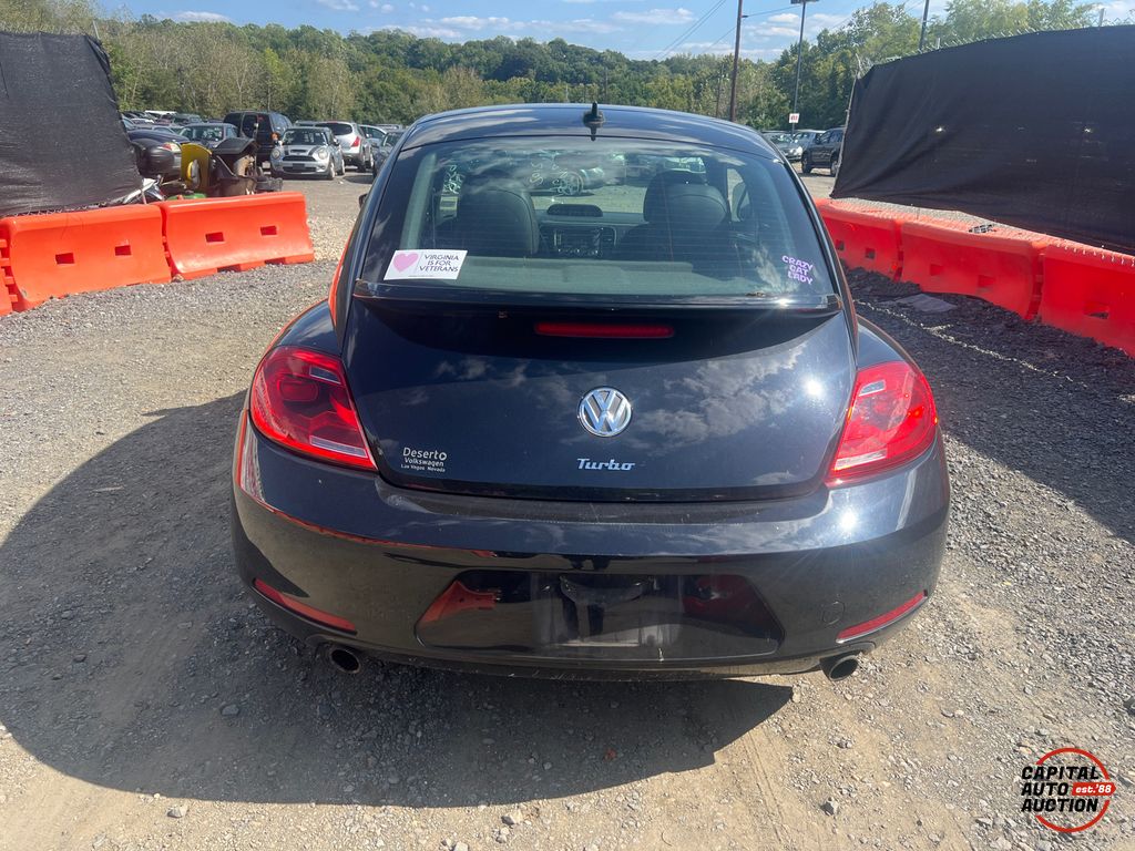 2012 VOLKSWAGEN BEETLE 6