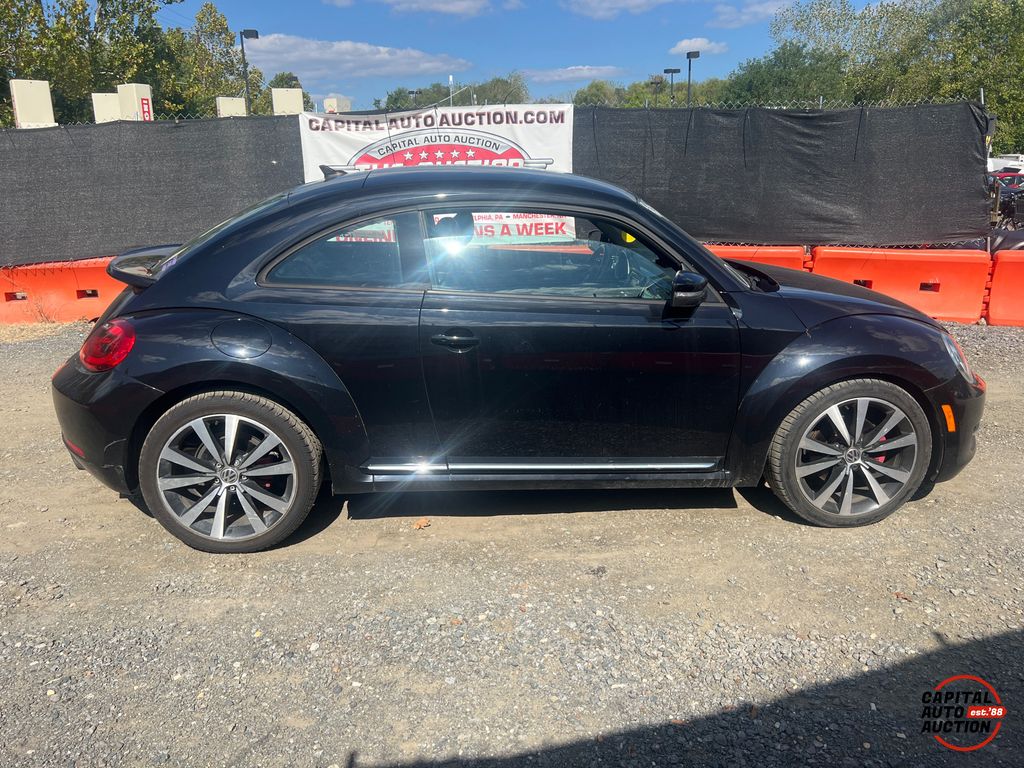 2012 VOLKSWAGEN BEETLE 13