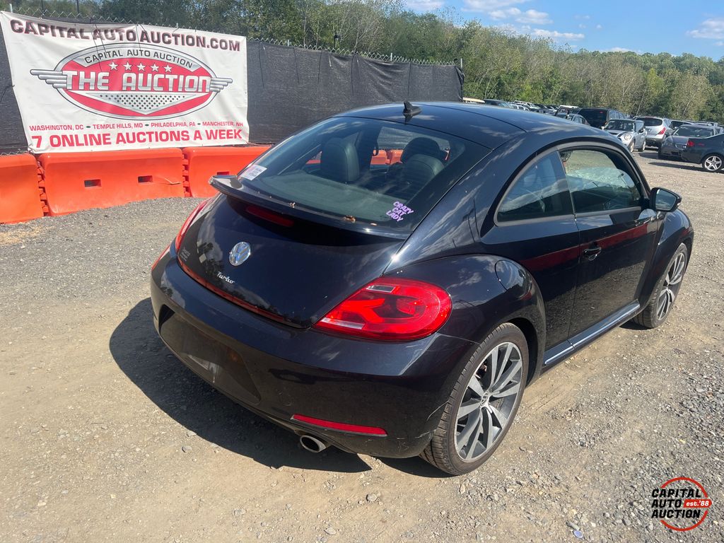 2012 VOLKSWAGEN BEETLE 3