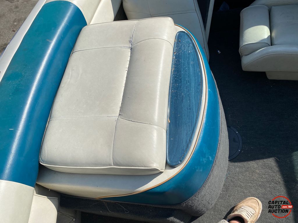 1994 CROWNLINE 18ft 11