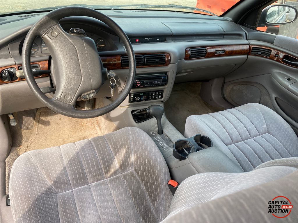 1995 CHRYSLER CONCORDE 10