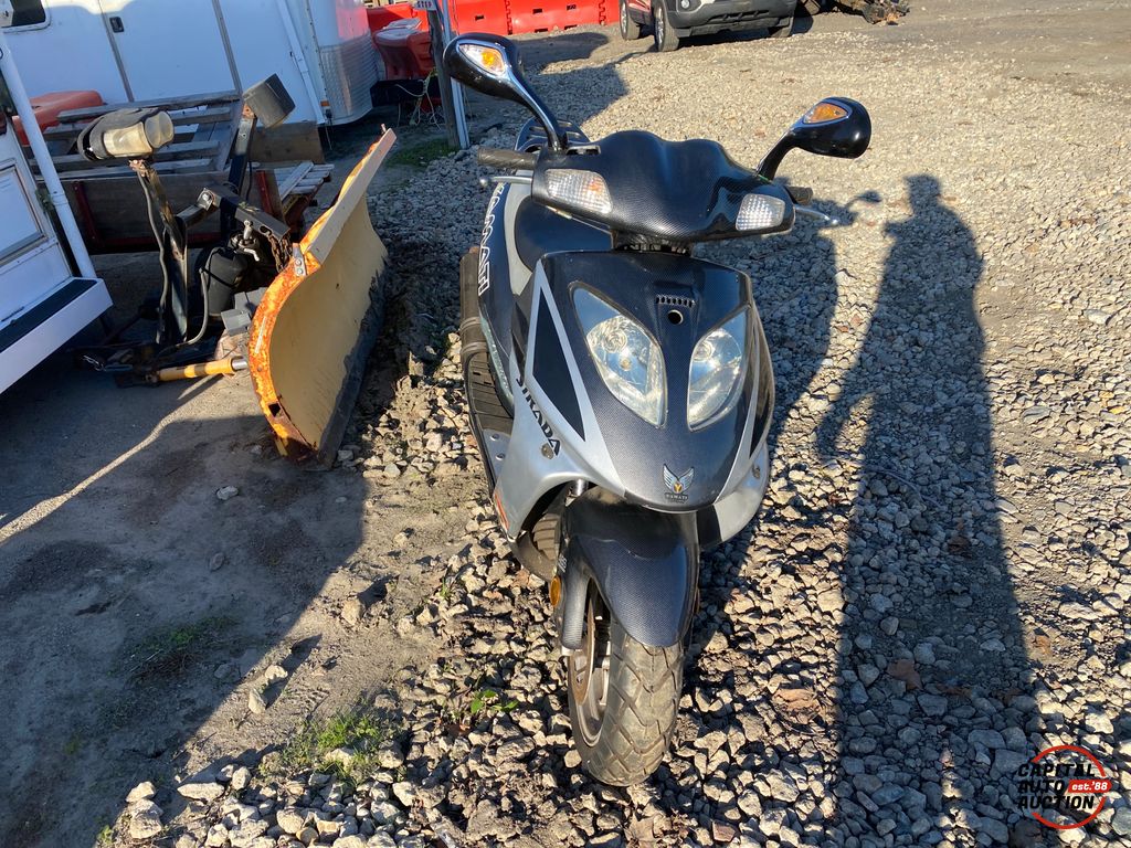 2007 QUIA YAMATI Vento Phantom rR3 150cc scooter 5