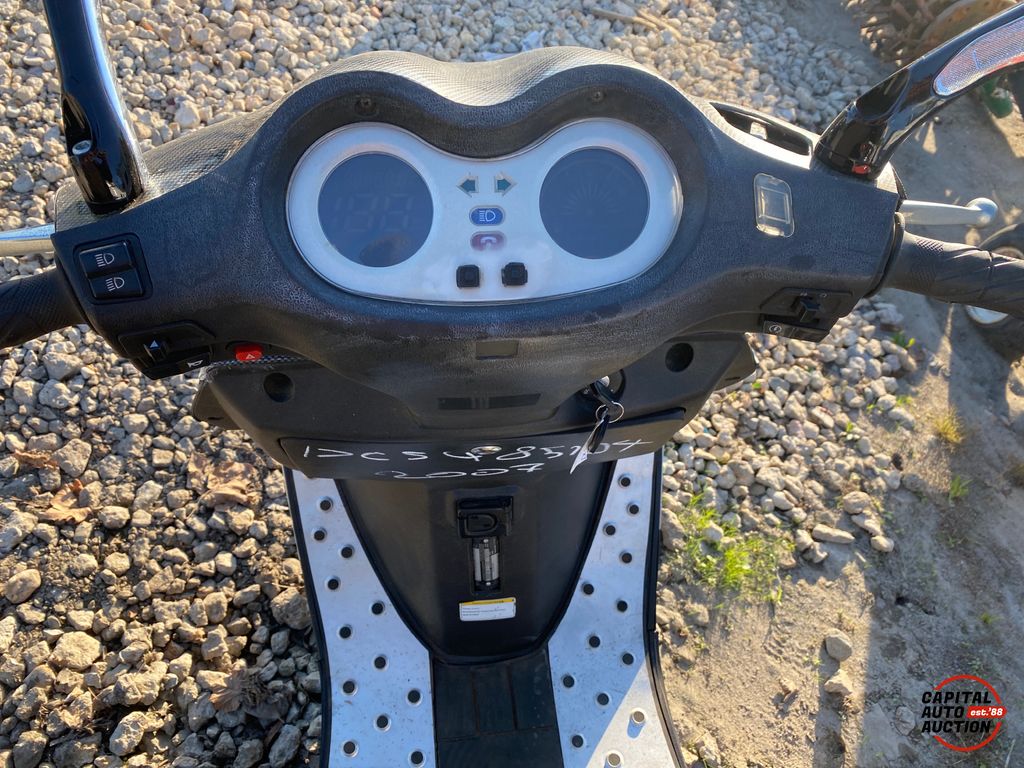 2007 QUIA YAMATI Vento Phantom rR3 150cc scooter 10