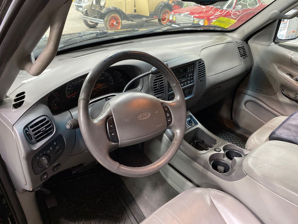 2002 FORD EXPEDITION 10