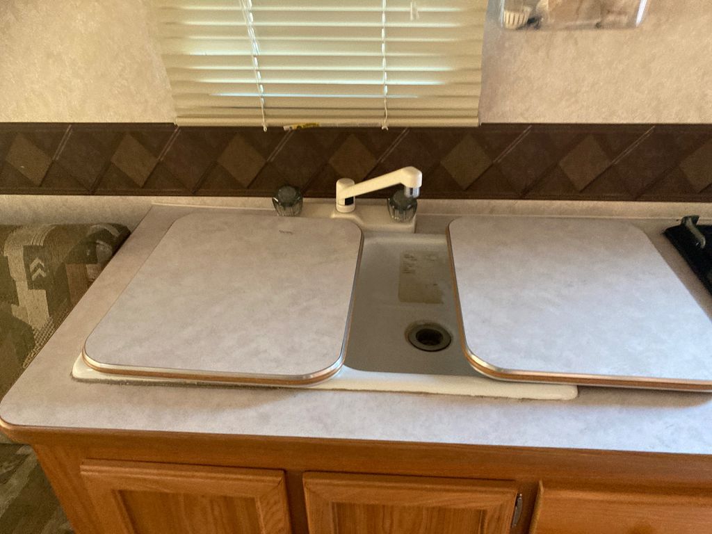2008 Cikira Rv, Llc classic cruiser 8