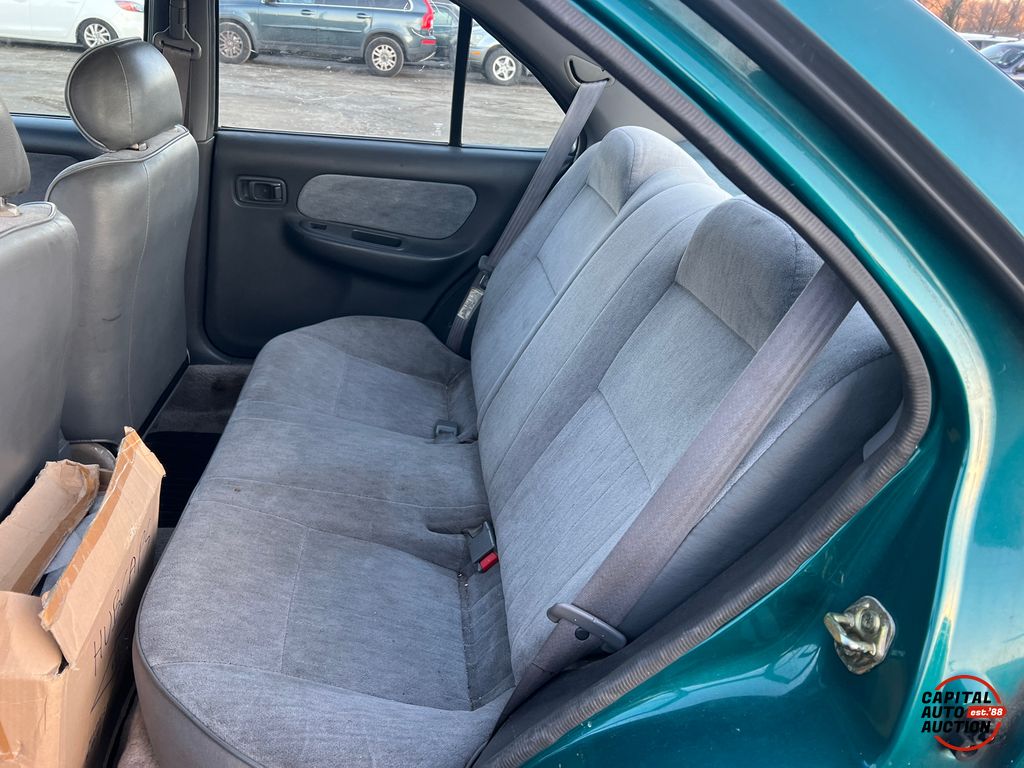 1996 NISSAN Sentra 8